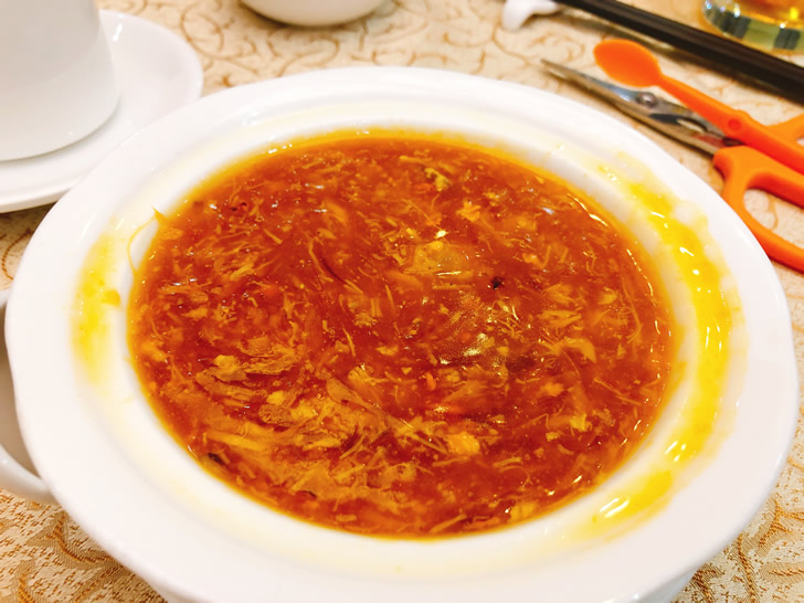 香港で食べた上海蟹とフカヒレのスープが最高に美味しい